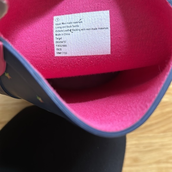 Cat & Jack Rain Boots. - Picture 3 of 10